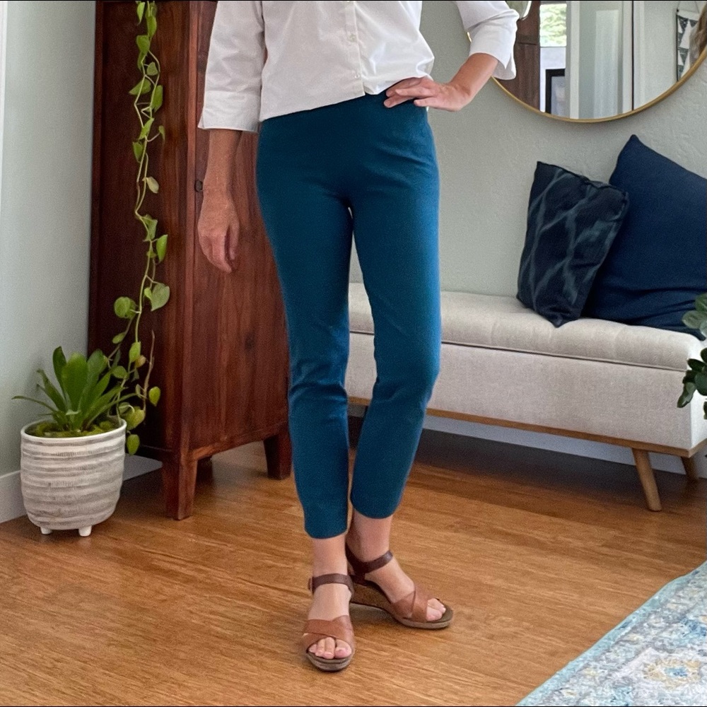 J. Crew Martie, cobalt blue cropped slacks, size 4T